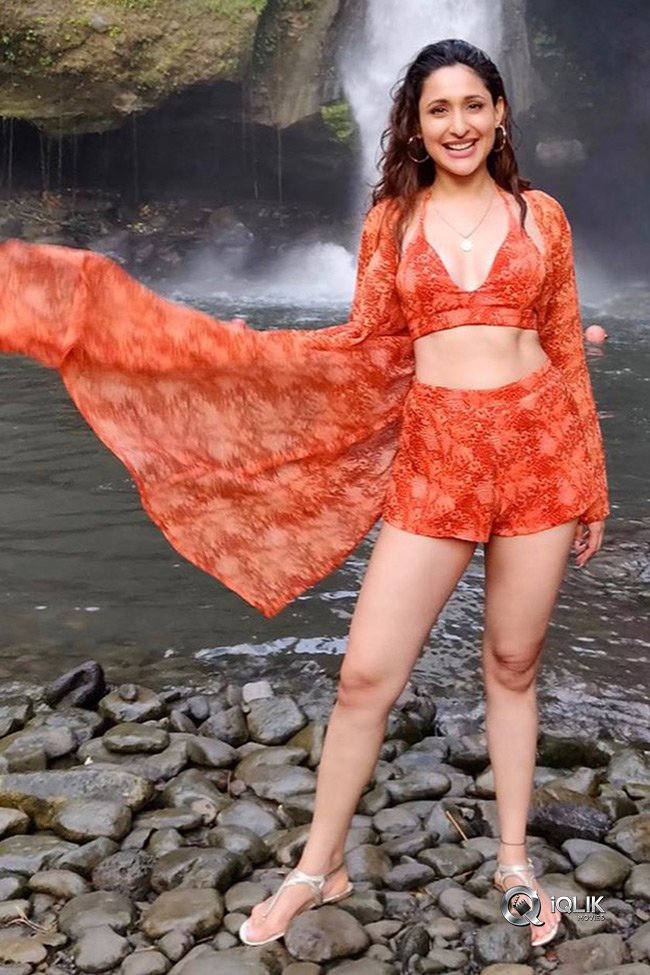 Pragya-Jaiswal